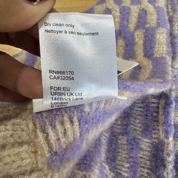 Anthropologie Knit Geo Throw Blanket 50"x60" Lavender Purple Beige Textured NEW - Picture 11 of 12